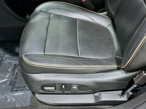 Used 2020 GMC Acadia AT4 w/ LPO, Adventure Package image 20