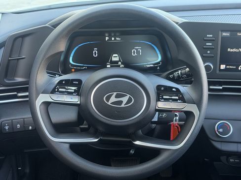 New 2026 Hyundai Elantra SE image 12