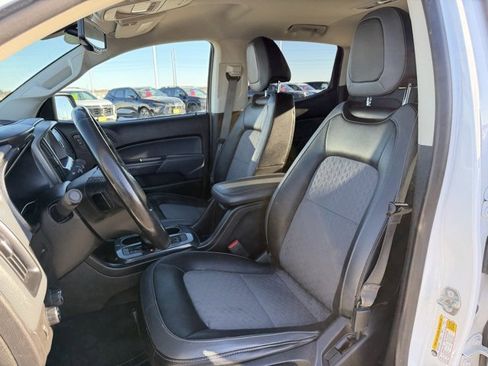 Used 2018 Chevrolet Colorado Z71 image 23