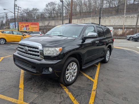 Used 2013 Toyota Sequoia Platinum image 3