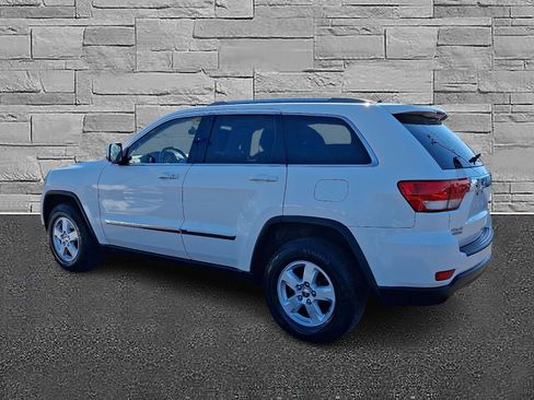 Used 2011 Jeep Grand Cherokee Laredo image 7