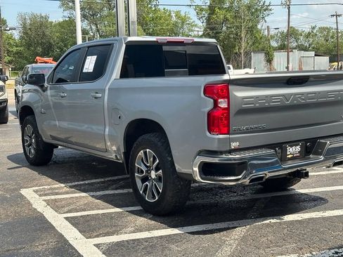 Used 2023 Chevrolet Silverado 1500 LT AWD/4WD image 8