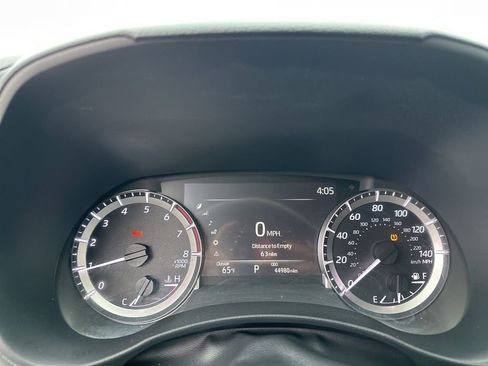 Used 2024 Toyota Highlander LE image 21