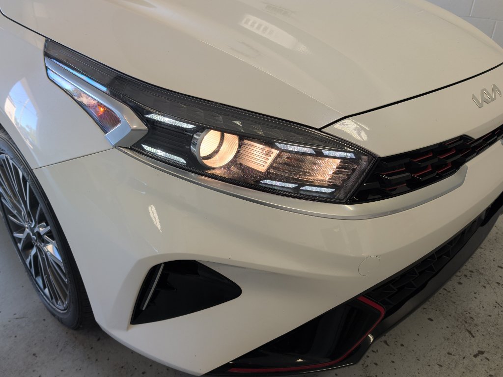 Certified 2023 Kia Forte GT-Line FWD image 5