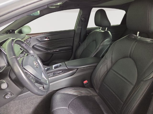 Used 2021 Toyota Avalon Limited AWD/4WD image 13