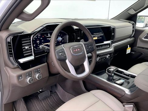 New 2026 GMC Sierra 1500 SLT w/ SLT Premium Package image 4