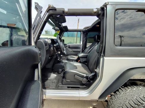 Used 2016 Jeep Wrangler Sport AWD/4WD image 18