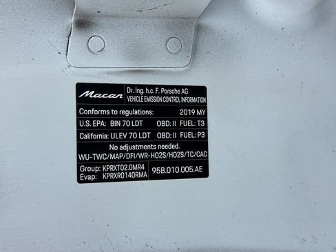 Used 2019 Porsche Macan AWD/4WD image 20