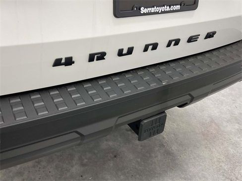Used 2025 Toyota 4Runner SR5 image 12