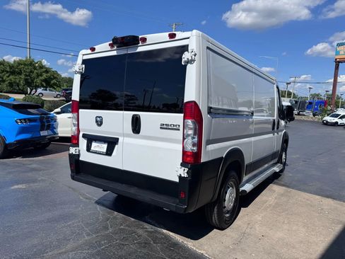 Used 2023 RAM ProMaster 2500 image 5