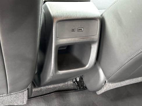 Used 2025 Buick Envista Preferred FWD image 11