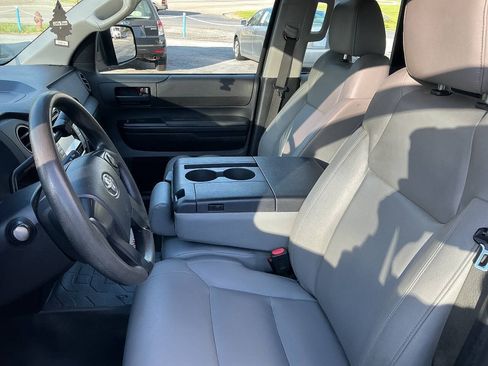 Used 2014 Toyota Tundra SR AWD/4WD image 16