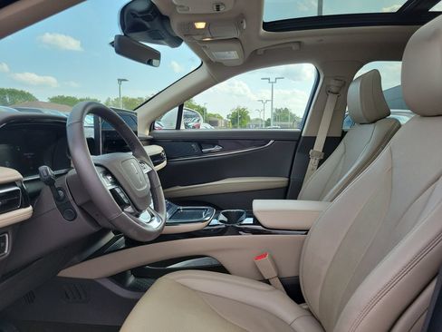 Certified 2023 Lincoln Nautilus Reserve AWD/4WD image 18