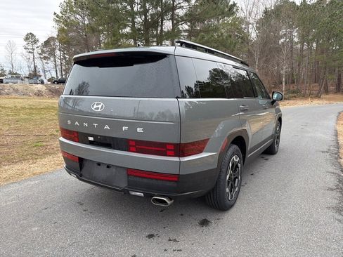 Certified 2025 Hyundai Santa Fe SEL image 5