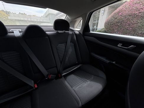 Used 2025 Kia K5 LXS image 42