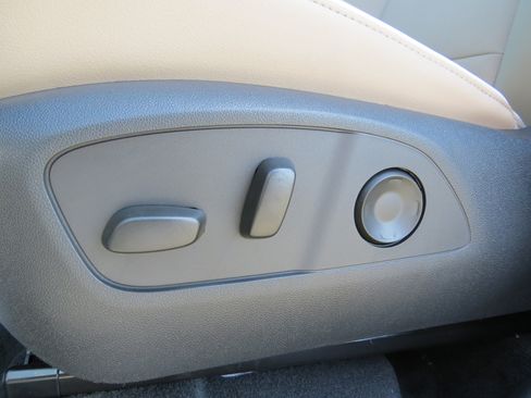 New 2026 Buick Enclave Preferred w/ Power Package image 16