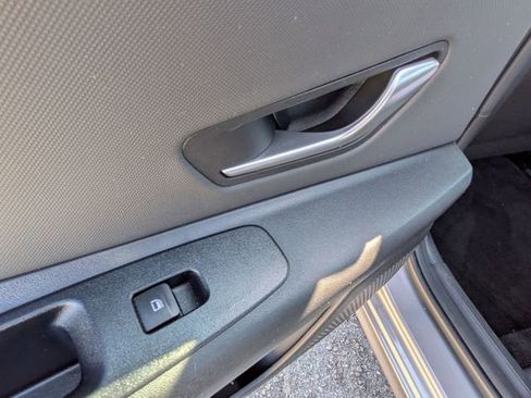 Used 2025 Hyundai Elantra SEL image 24