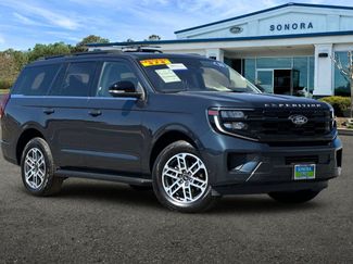 Certified 2025 Ford Expedition Active AWD/4WD video 2
