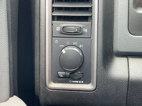 Used 2020 RAM 1500 Tradesman w/ Power & Remote Entry Group RWD image 27