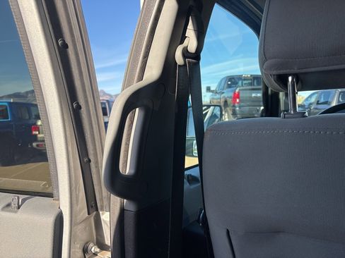 Used 2012 Ford F250 XLT w/ Camper Pkg image 42