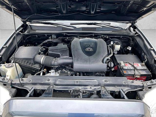 Used 2021 Toyota Tacoma SR5 RWD image 11