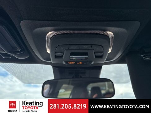 Certified 2024 Toyota Corolla SE w/ SE Package image 23