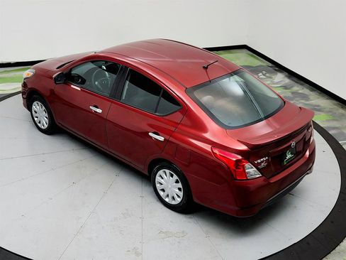 Used 2018 Nissan Versa SV image 16