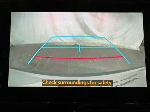 Used 2023 Toyota Corolla Cross L image 13