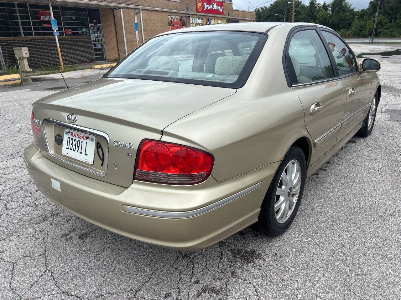 Used 2004 Hyundai Sonata GLS FWD image 7
