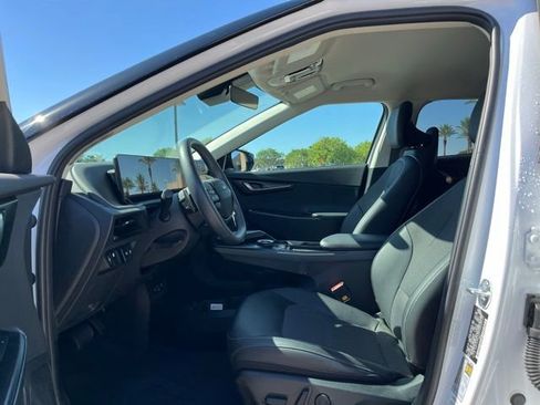 Used 2025 Kia EV6 Light RWD image 11
