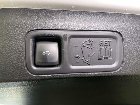 Used 2020 Ford Expedition Max Platinum image 22