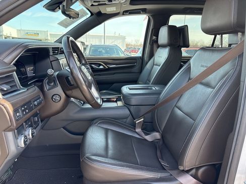 Used 2022 GMC Yukon Denali w/ Denali Ultimate Package image 11