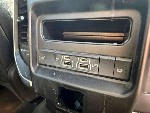 Used 2021 RAM 1500 Laramie AWD/4WD image 36