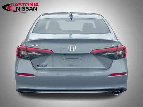 Used 2024 Honda Civic Sport image 7