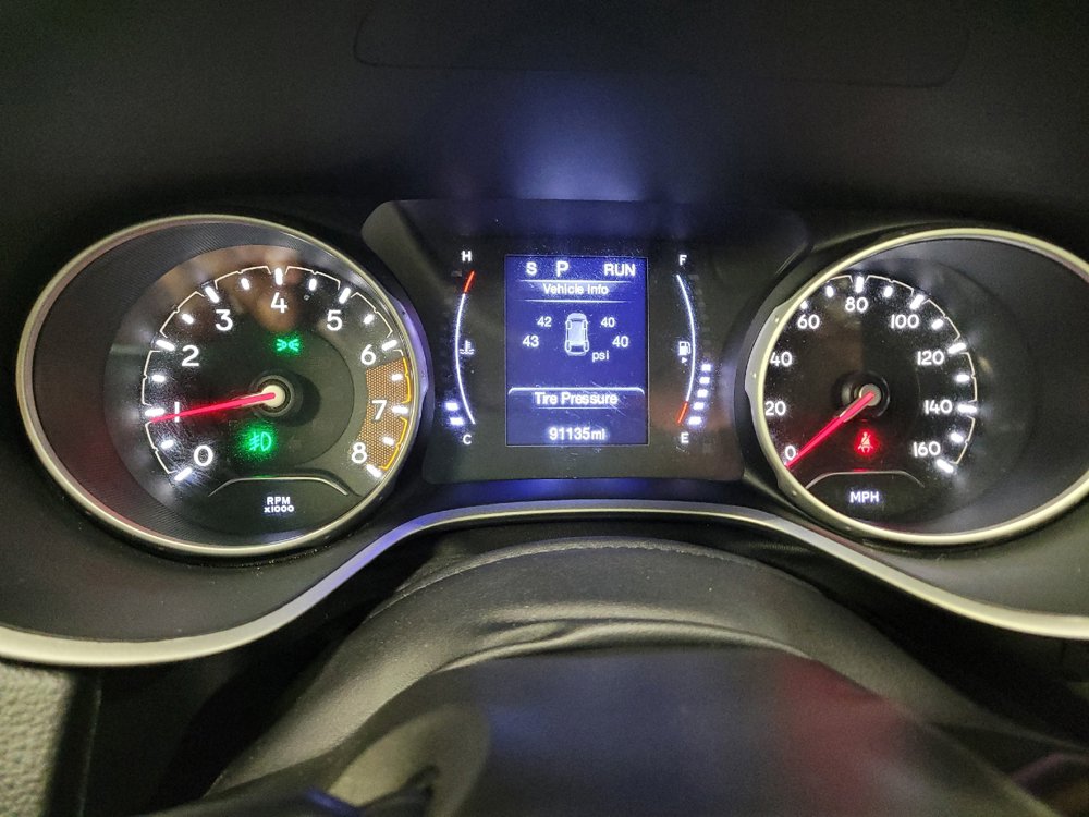 Used 2020 Jeep Compass Latitude AWD/4WD image 23