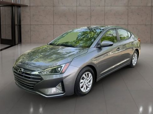 Used 2020 Hyundai Elantra SE w/ Cargo Package (C1) image 3