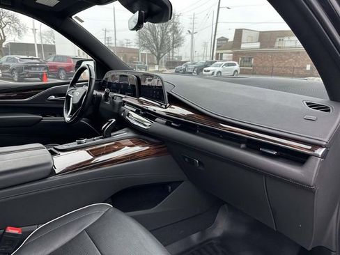 Used 2021 Cadillac Escalade Premium Luxury w/ Driver Assist Tech Package image 23