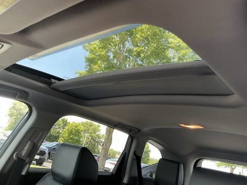 Used 2021 Honda CR-V EX-L image 16