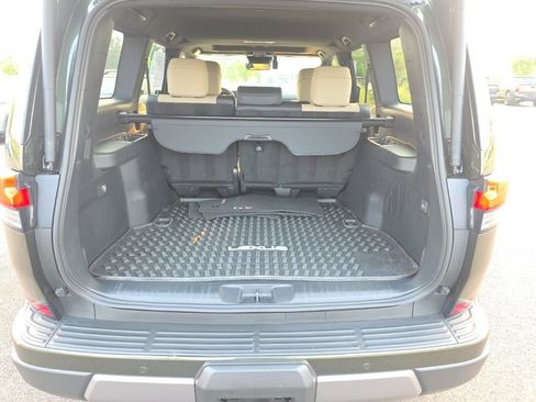 Used 2024 Lexus GX 550 AWD/4WD image 6