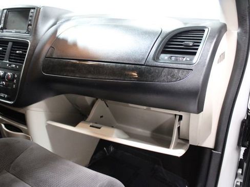 Used 2017 Dodge Grand Caravan SE w/ Power Window Group FWD image 23