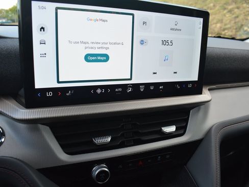 Used 2025 Ford Explorer Active image 15