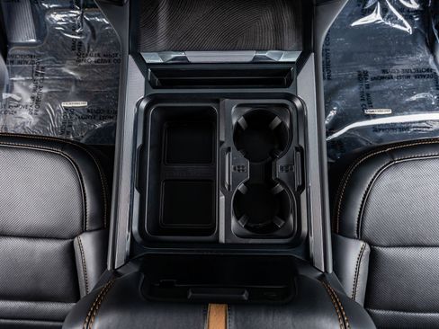 Used 2024 Ford F350 Platinum w/ FX4 Off-Road Package image 28