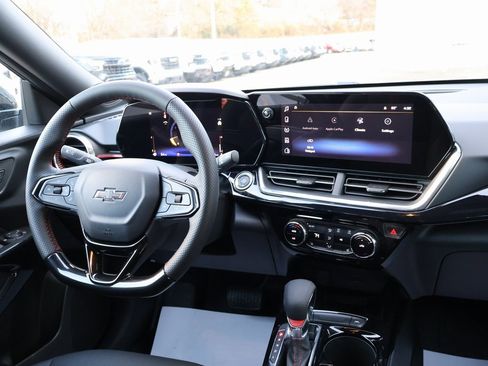 New 2026 Chevrolet Trax RS w/ Sunroof Package image 26