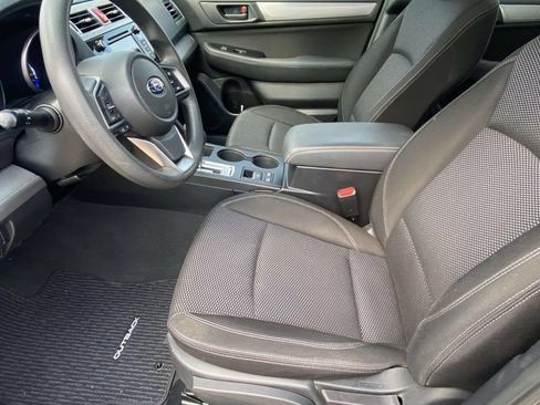 Used 2019 Subaru Outback 2.5i AWD/4WD image 17