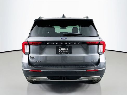 New 2026 Ford Explorer Active w/ Active Comfort Package image 6