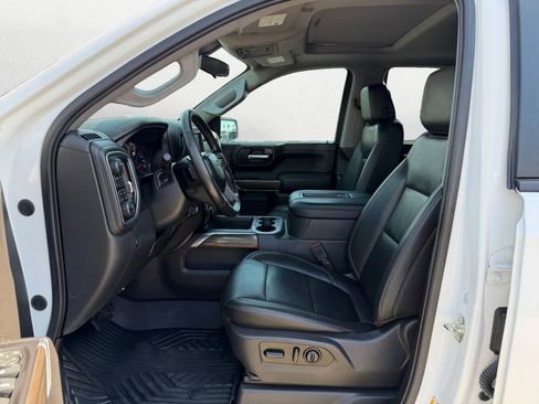 Used 2020 Chevrolet Silverado 1500 LT Trail Boss image 12