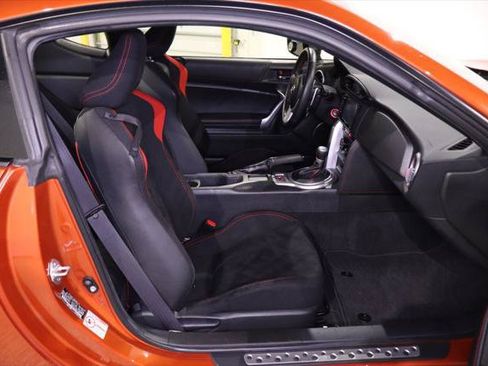 Used 2016 Scion FR-S RWD image 28