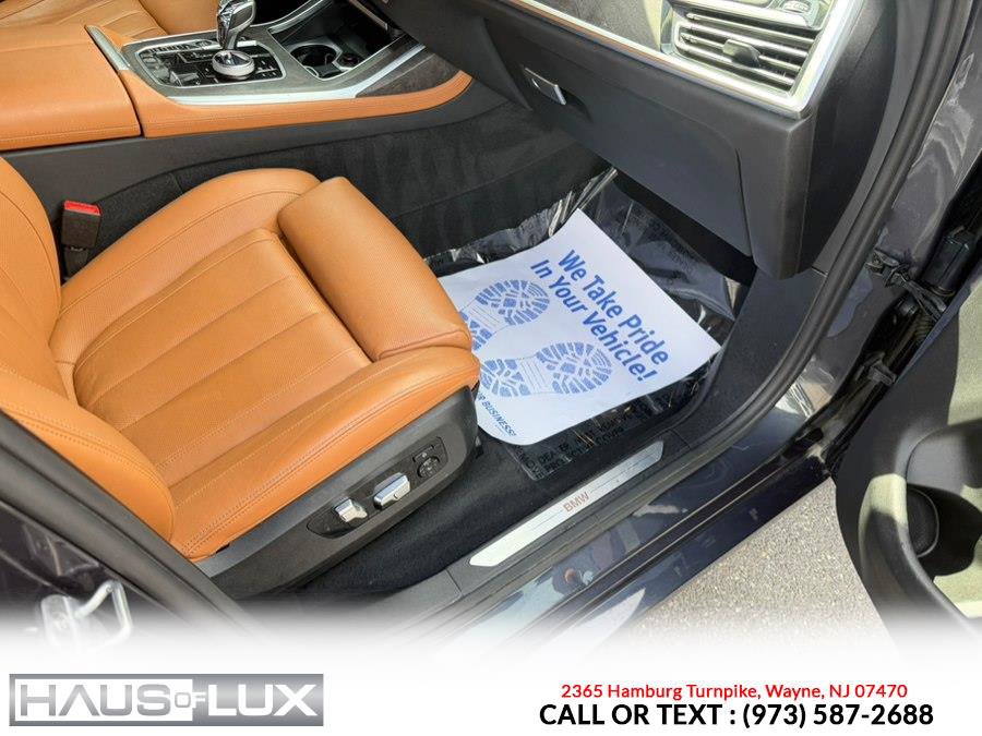 Used 2019 BMW X7 xDrive50i w/ Premium Package AWD/4WD image 18
