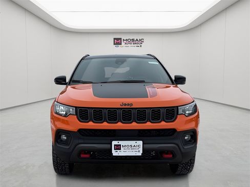 New 2026 Jeep Compass Trailhawk image 2