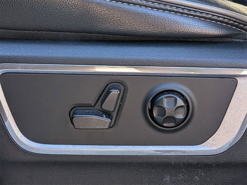 Used 2021 RAM 1500 Laramie w/ Sport Appearance Package image 20